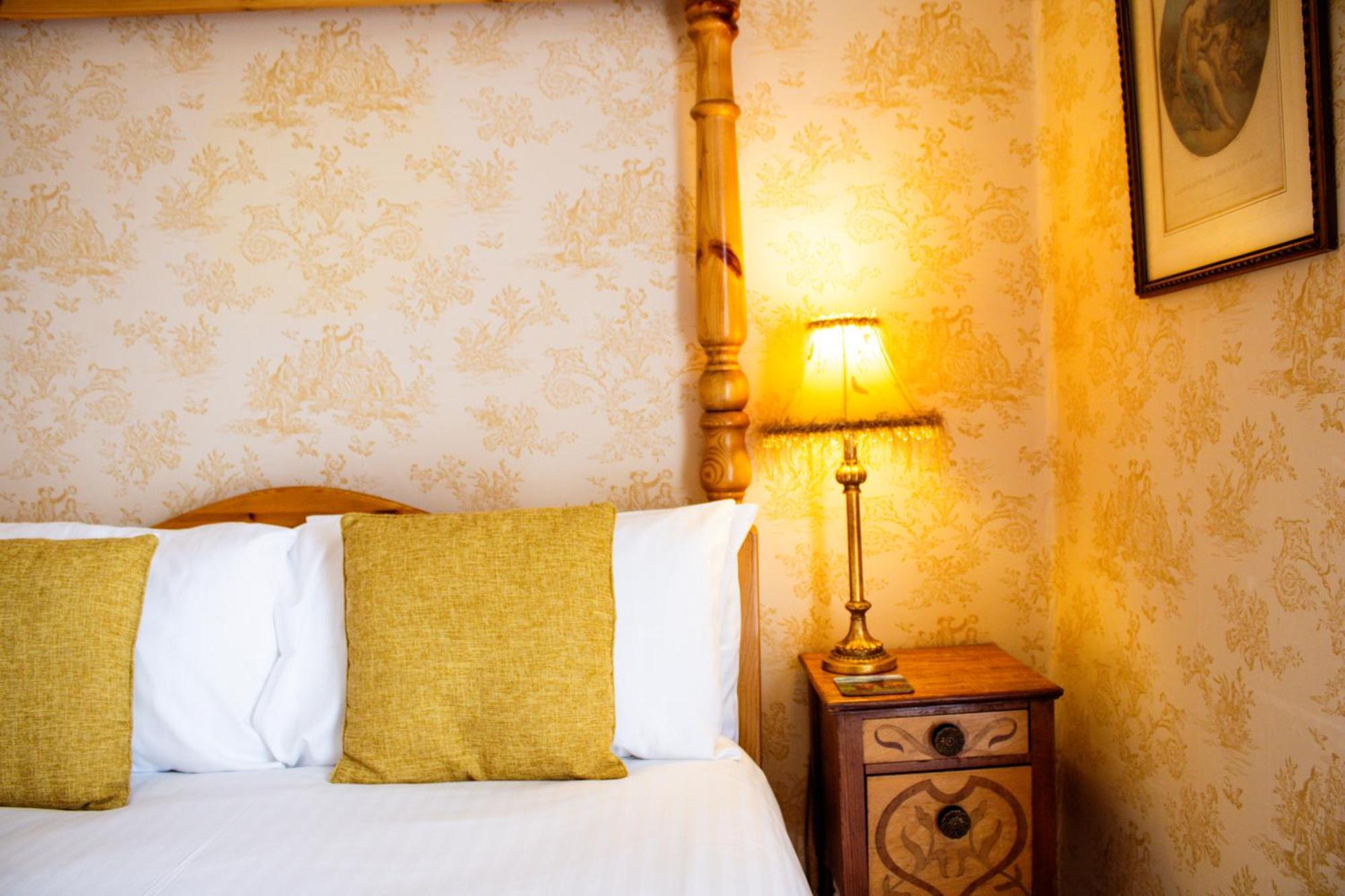 St Vincent Guest House Lynton Bagian luar foto