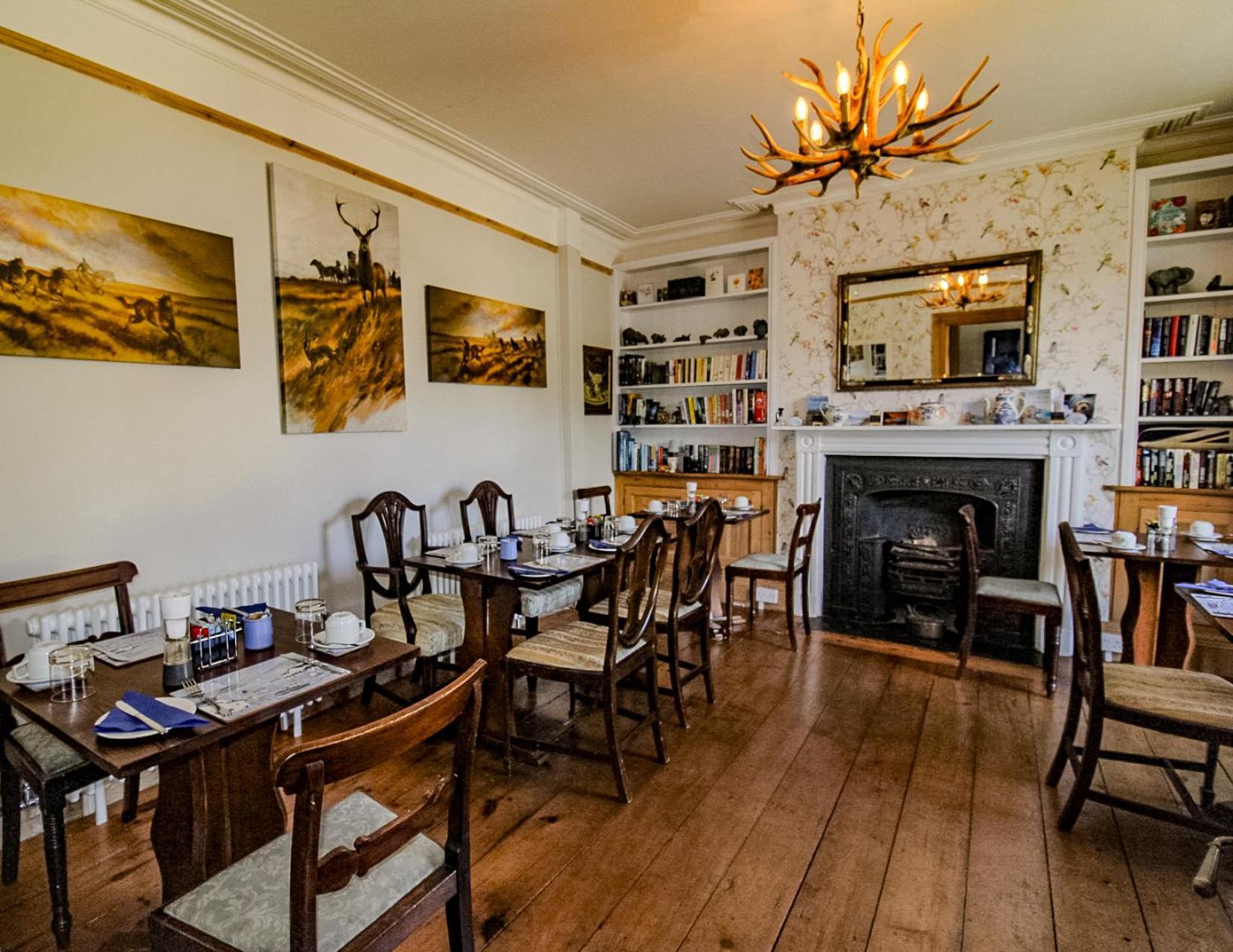 St Vincent Guest House Lynton Bagian luar foto